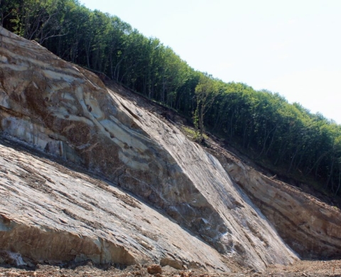 წყნეთი-სამადლოს გზის დამეწყრილი მონაკვეთის გეოლოგიური კვლევა